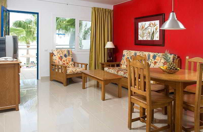Apartamentos Parque Tropical En Lanzarote Puerto del Carmen  Luaran gambar